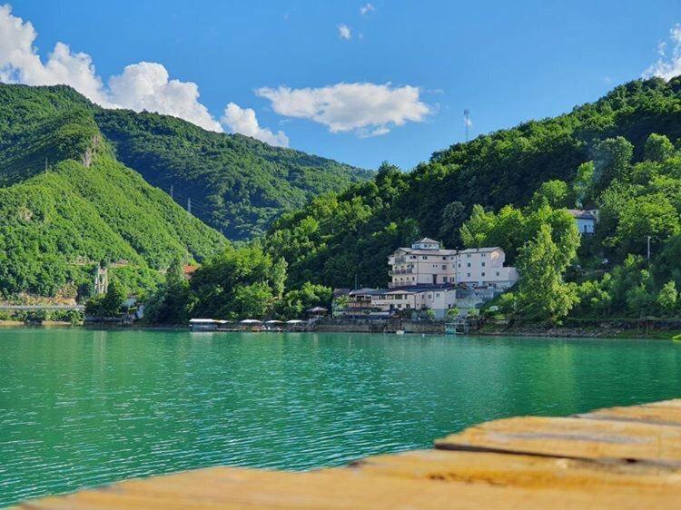 Pansion Asim Bed and Breakfast Jablanica Eksteriør billede