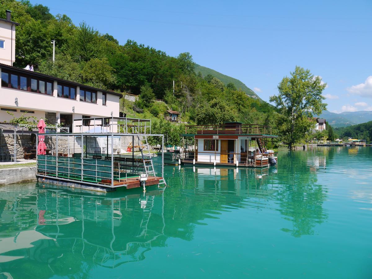 Pansion Asim Bed and Breakfast Jablanica Eksteriør billede