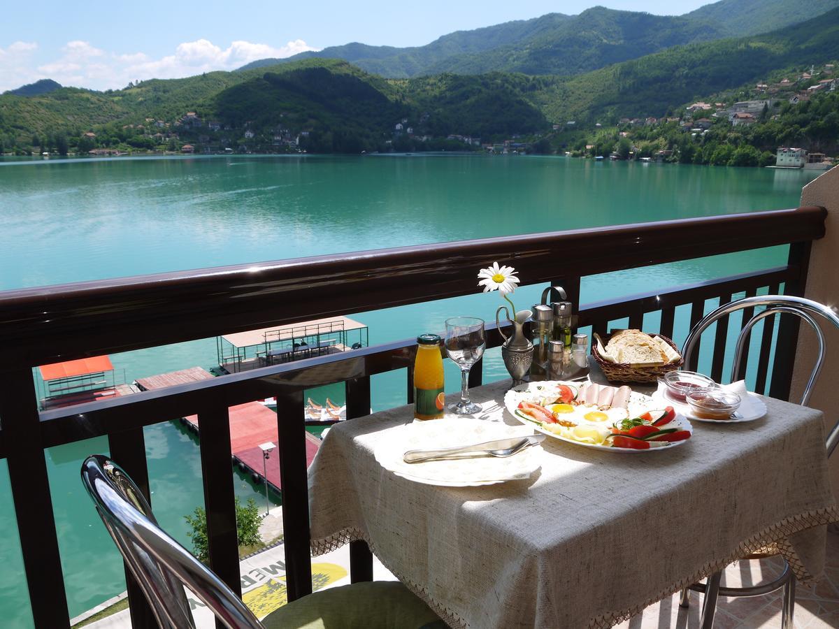 Pansion Asim Bed and Breakfast Jablanica Eksteriør billede