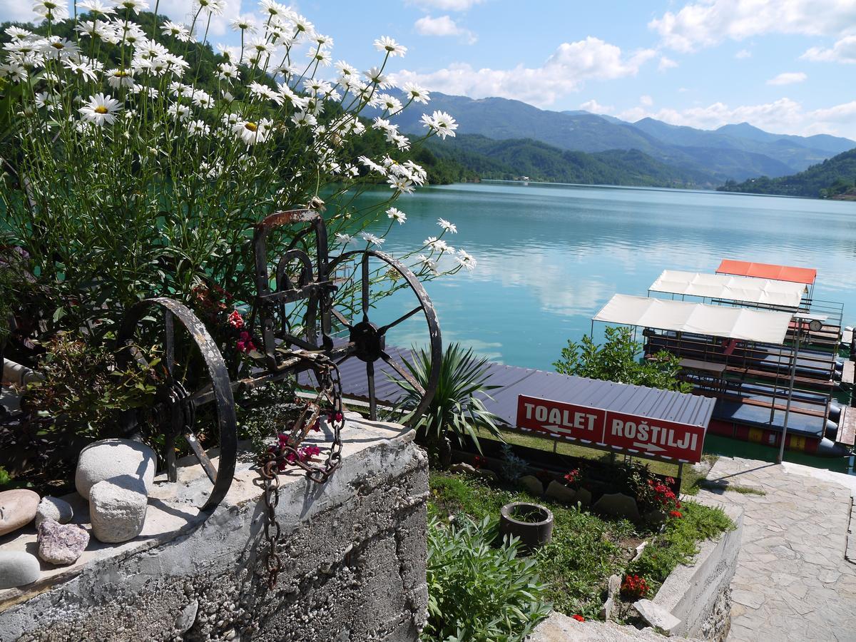Pansion Asim Bed and Breakfast Jablanica Eksteriør billede